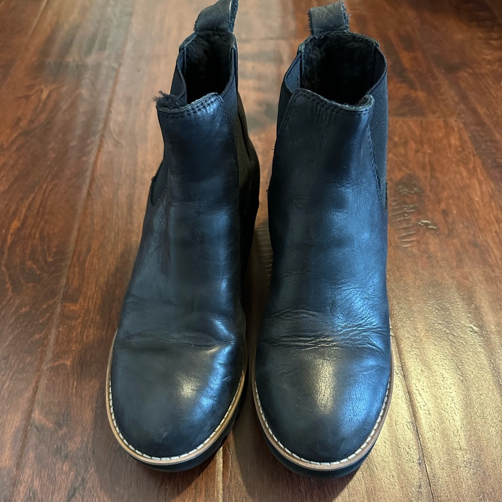 Eileen Fisher Black Fur lined Chelsea Wedge Boot